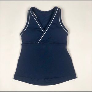 lululemon athletica tank top w/ bra size 6